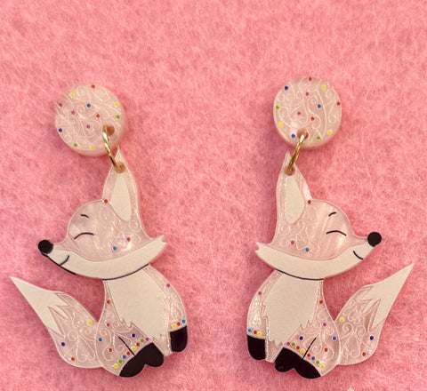 Biscuit the fox 🦊 - earrings