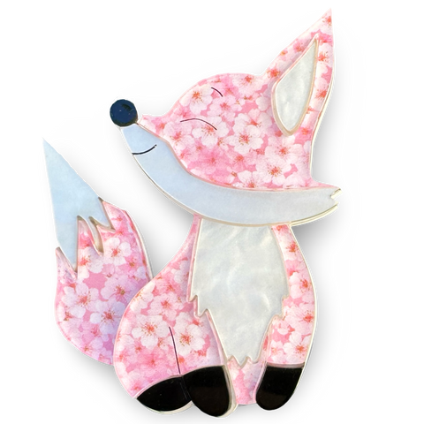 Sakura fox 🦊 - Brooch