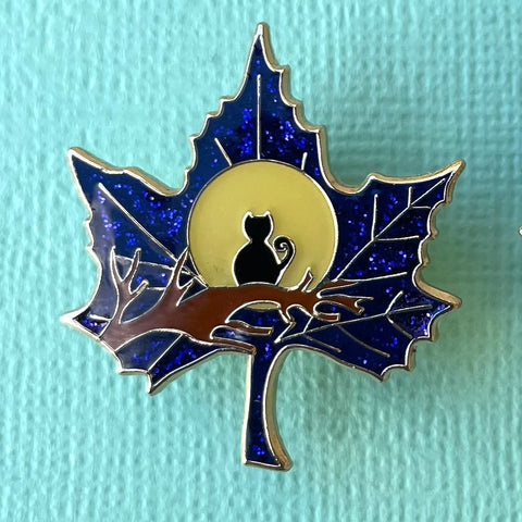 Cat leaf - pin