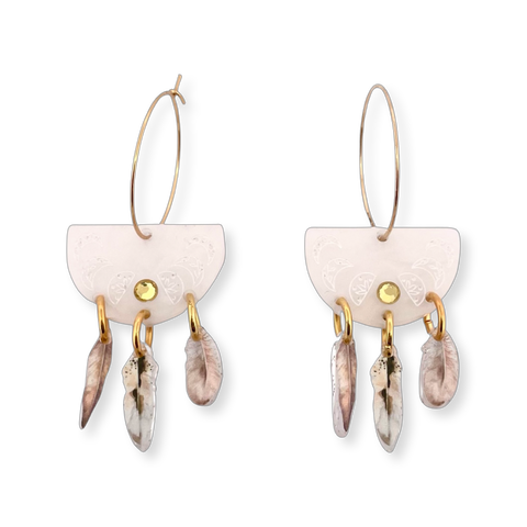 White swirl gold feathers - Earrings