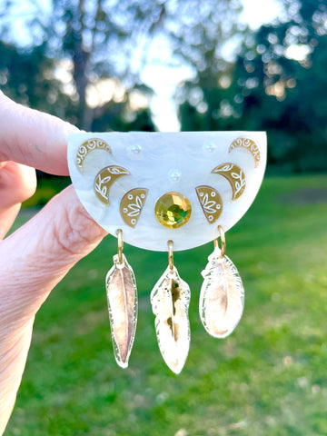 White swirl gold feathers - Brooch